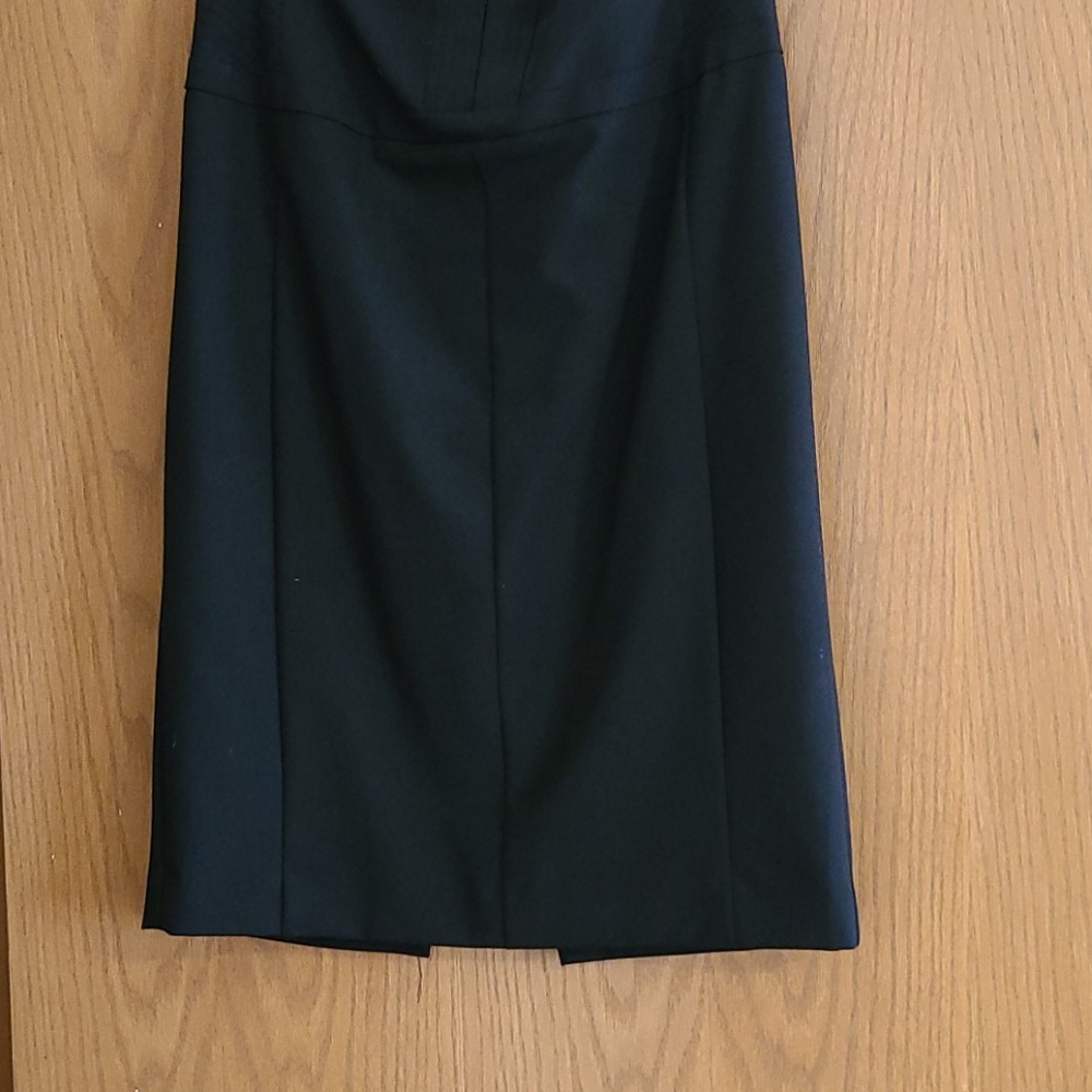 Black pencil skirt